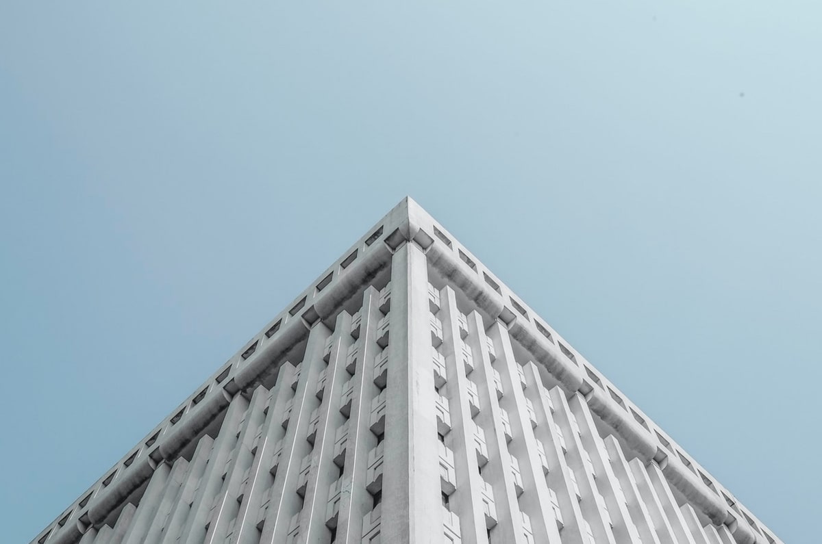 有人把截图发出来了：她在写字楼翻车，原因居然是细节。原来我一直误会了。